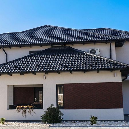 فندق Casa Ambientt Curtea de Argeş المظهر الخارجي الصورة