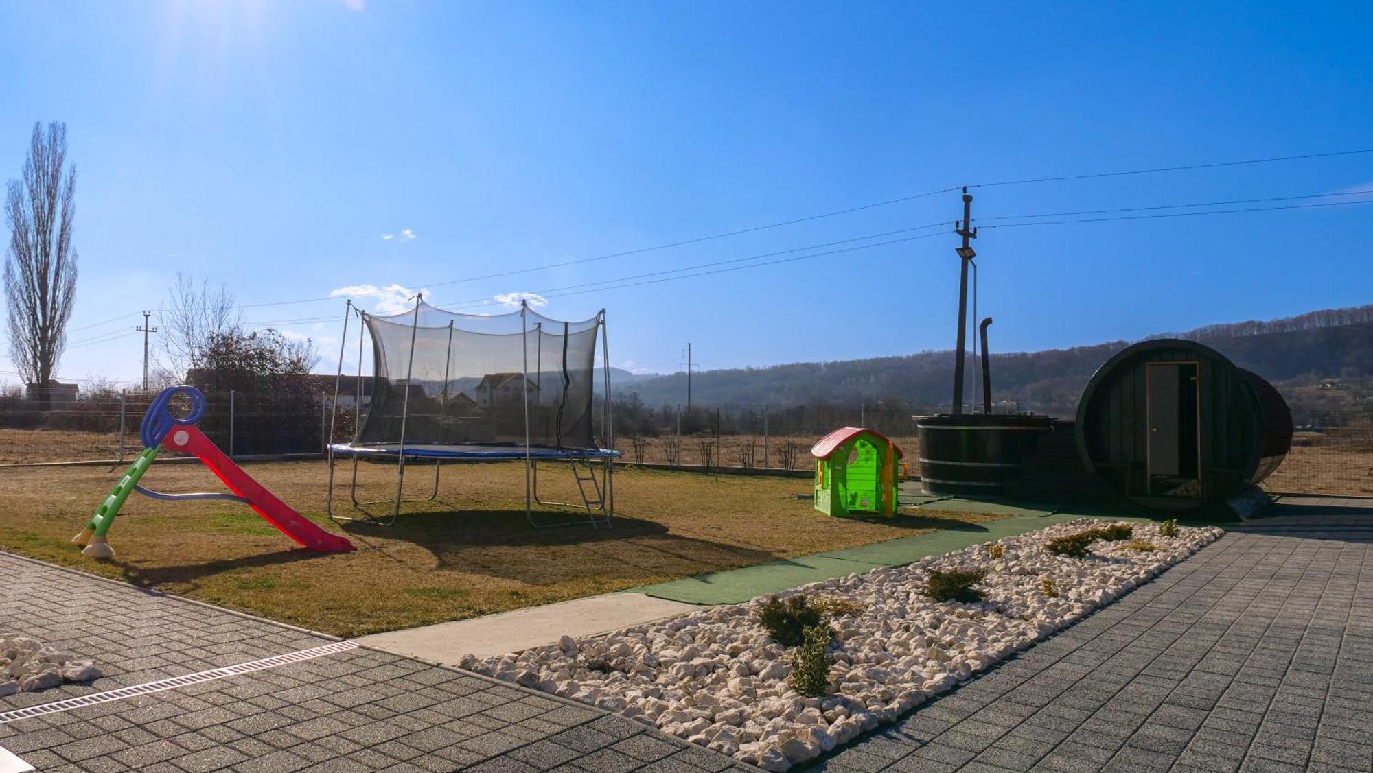 فندق Casa Ambientt Curtea de Argeş المظهر الخارجي الصورة