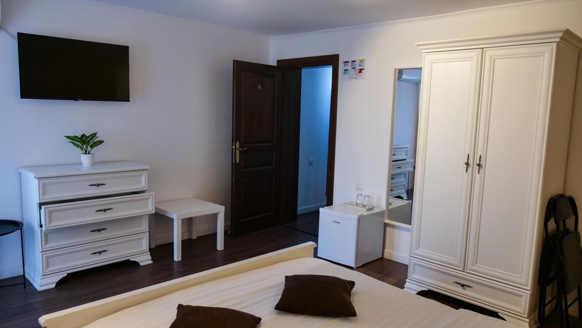 فندق Casa Ambientt Curtea de Argeş المظهر الخارجي الصورة